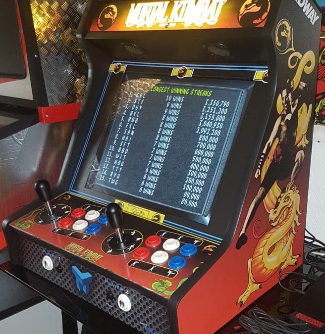 Bartop 19 “con design di Mortal Kombat