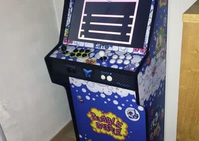 Bartop 24inch with stand and Bubble Bobble design